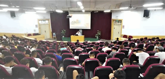 说明: C:\Users\admin\Desktop\新闻稿\公司开展党史学习教育“书记讲党课”活动\照片3.jpg